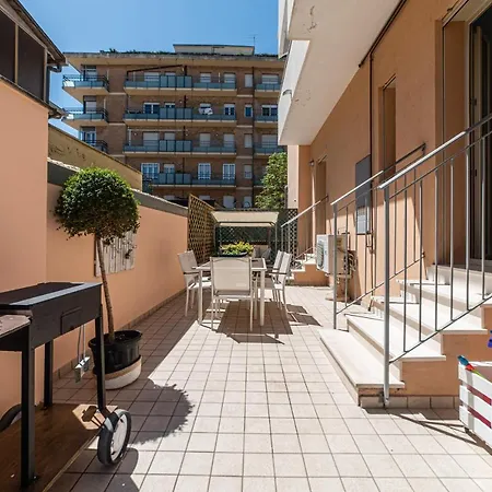 Apartment 4 Family Baviera 24 Cattolica
